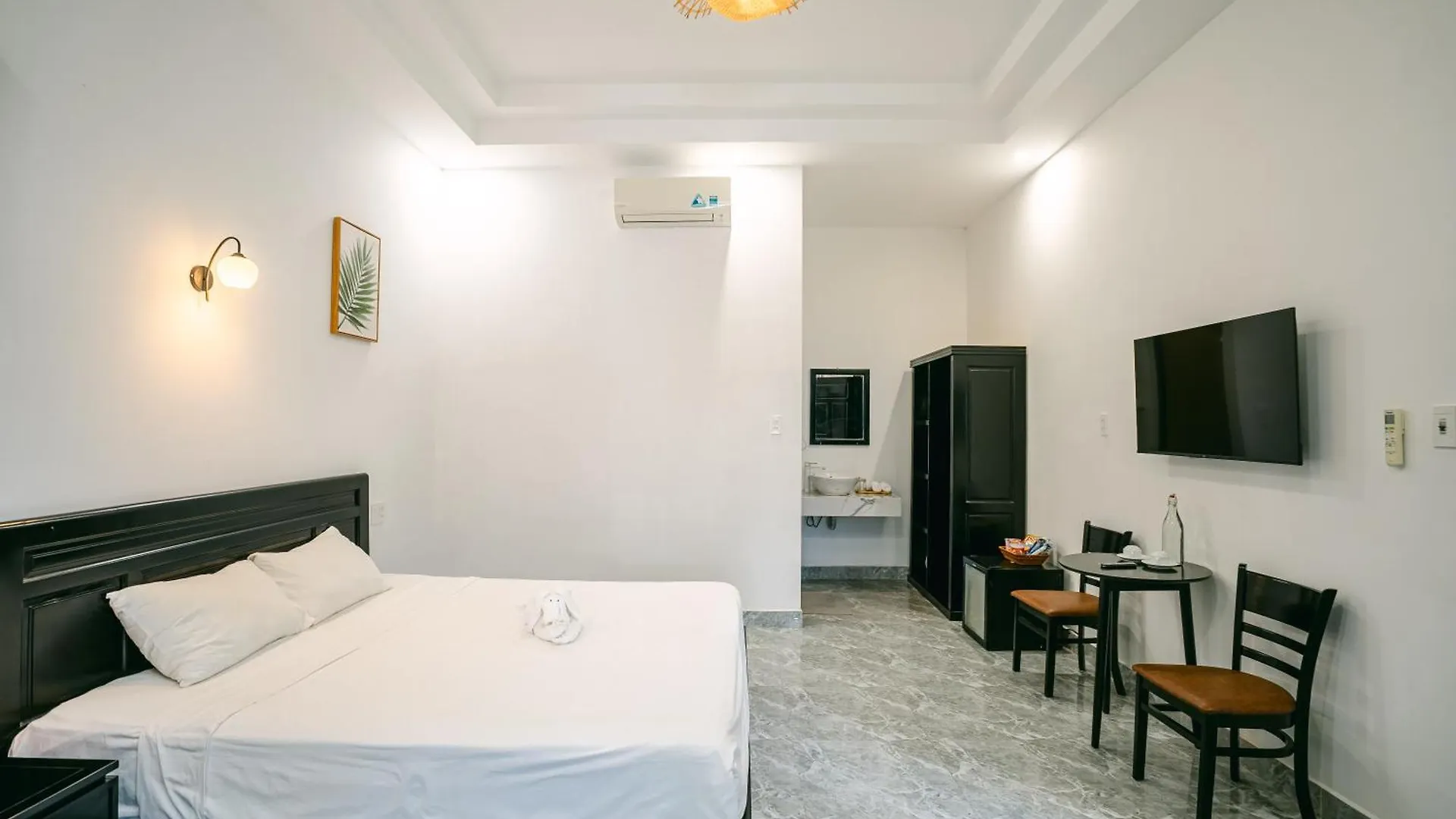 Beach Palm Villa Hội An Hotel