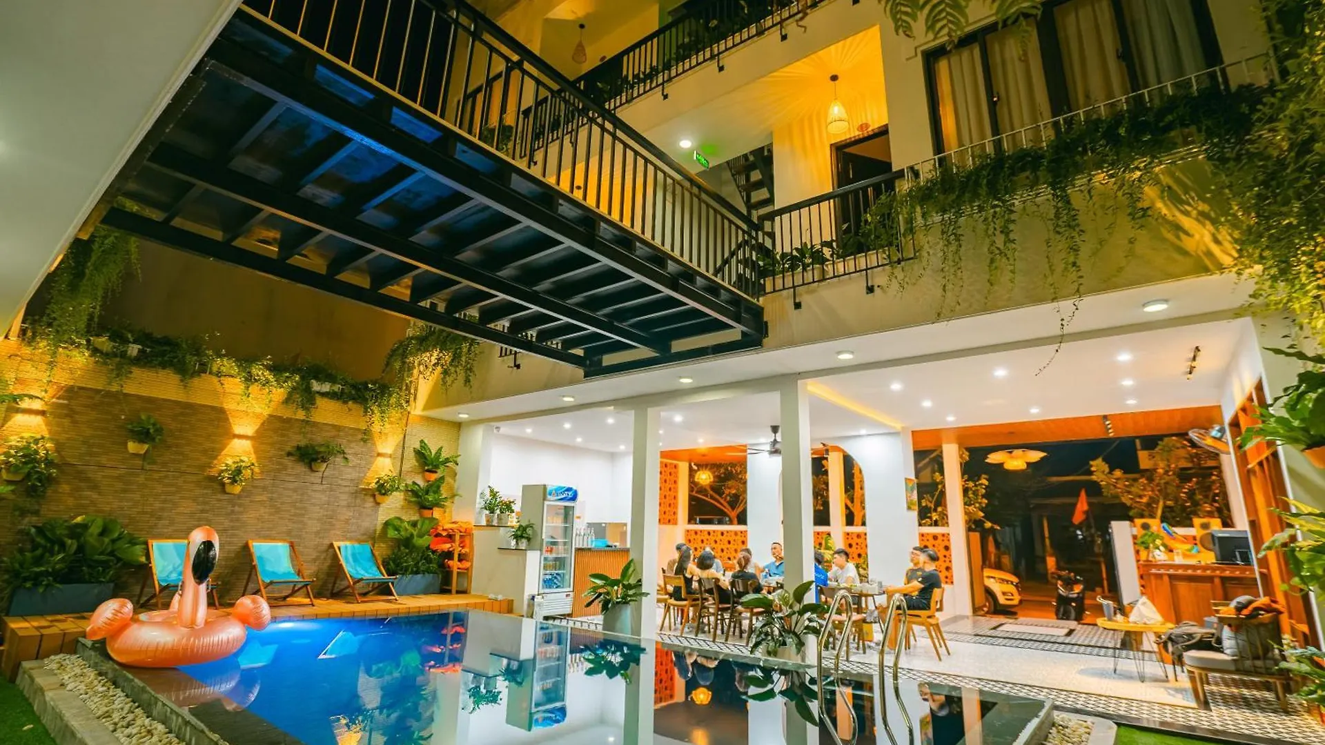 Hotel Beach Palm Villa Hội An