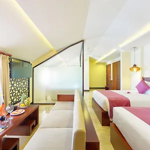 Otel River