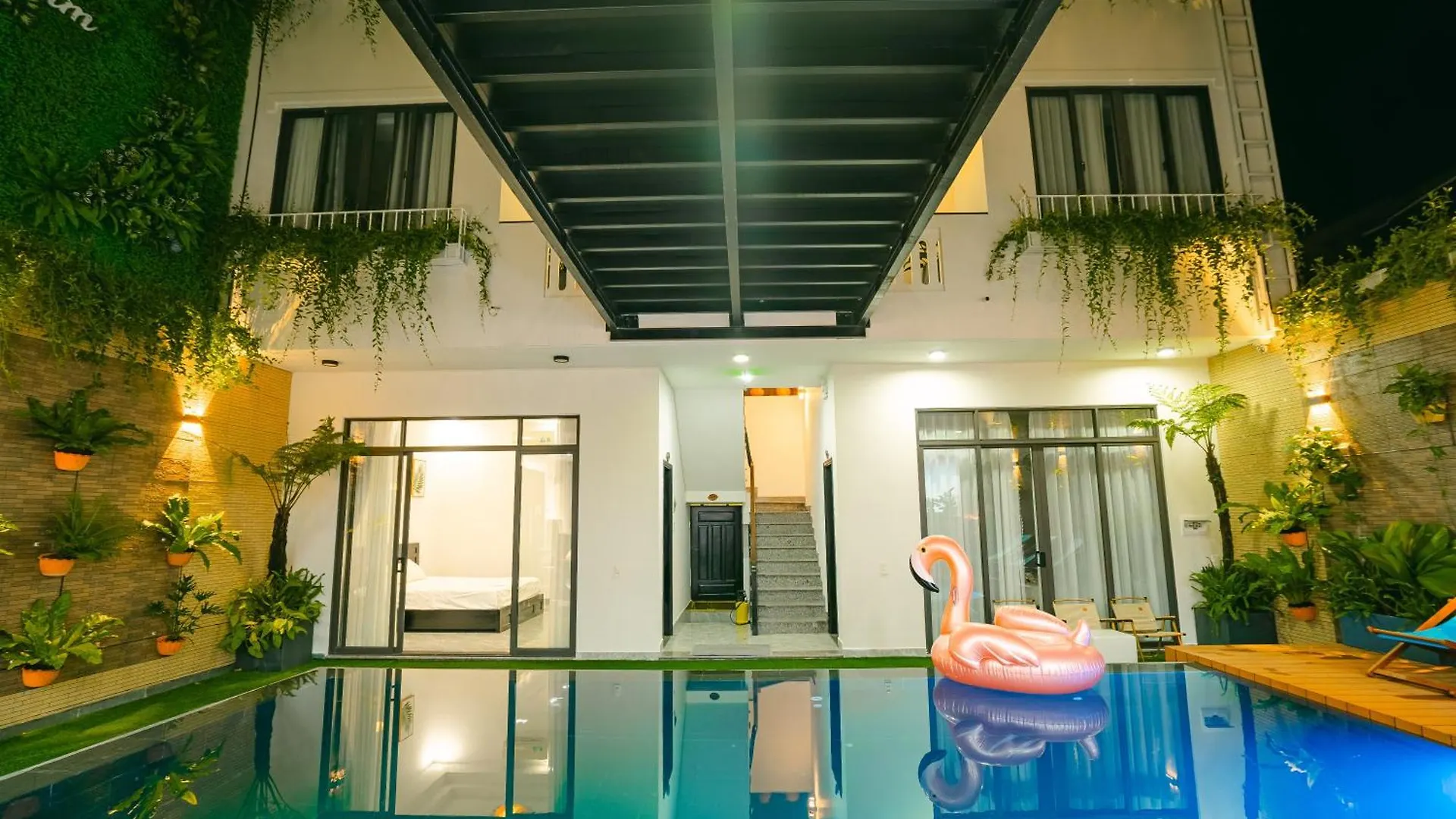 *** Hotel Beach Palm Villa Hoi An Vietnam