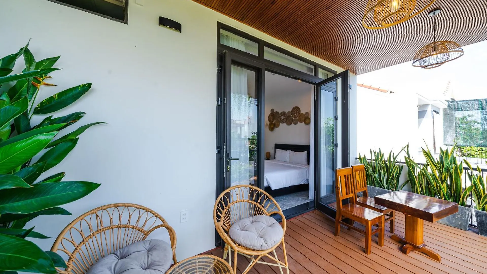 Beach Palm Villa Hoi An Hotel