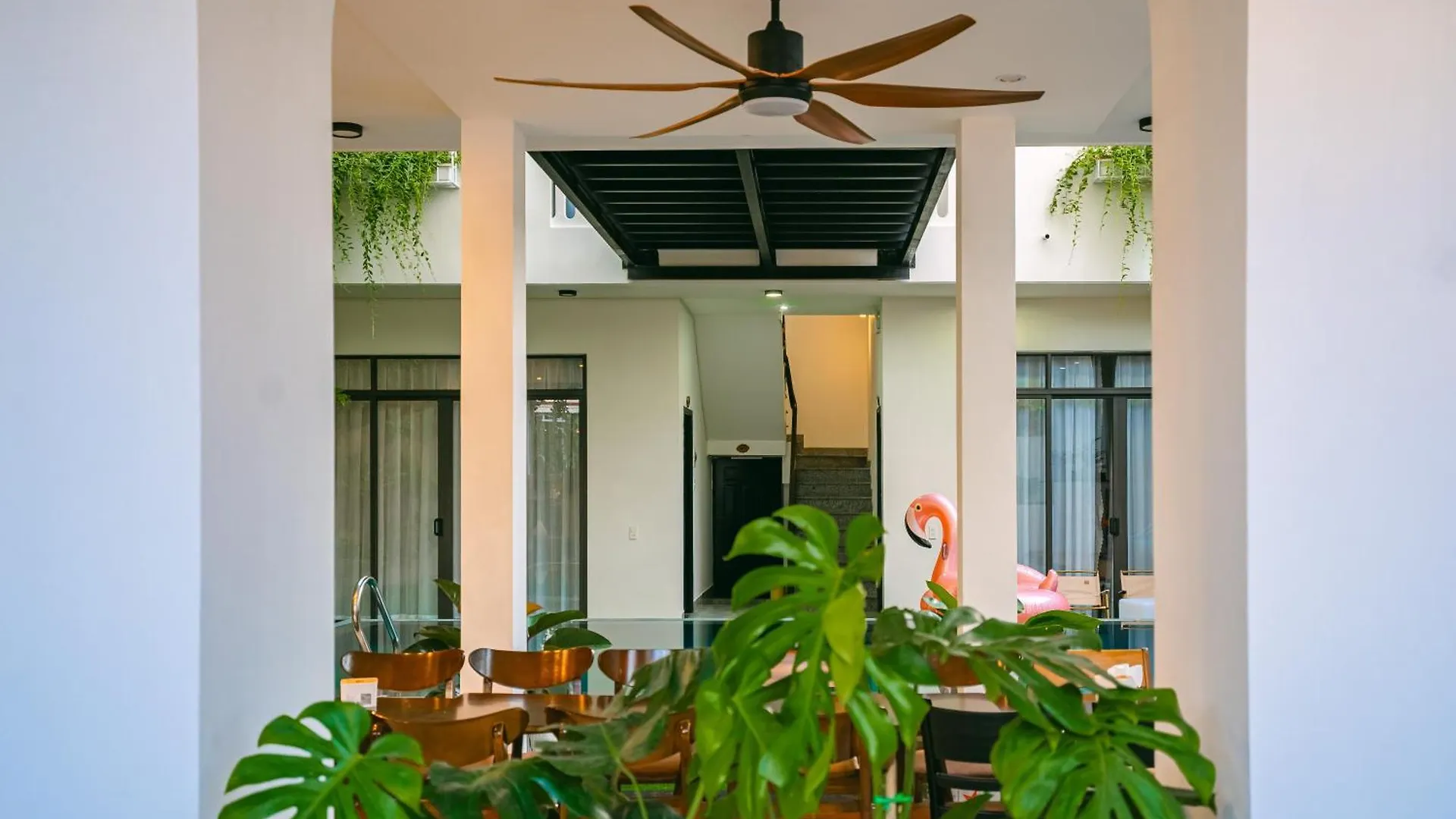 Beach Palm Villa Hoi An Hotel